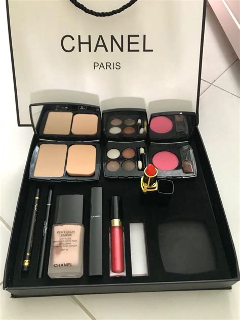 Chanel makeup kit price